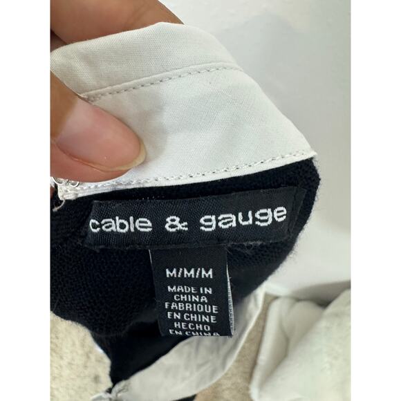 Cable & Gauge Black Knit Puff Sleeve Top with White Collar - Medium - Picture 6 of 7